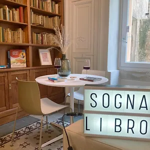 Sognalibro Bed&books Bed & Breakfast